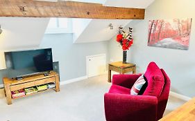 Burley Apartment